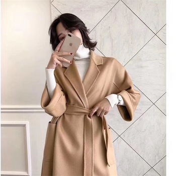 Casaco de Pele de Coelho Feminino