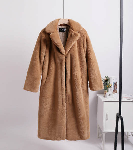 2023 Venda rápida de casacos de couro aumentado tamanho grande tamanho de roupas femininas como casacos de couro de coelho para manter o inverno quente