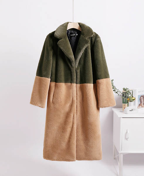 2023 Venda rápida de casacos de couro aumentado tamanho grande tamanho de roupas femininas como casacos de couro de coelho para manter o inverno quente