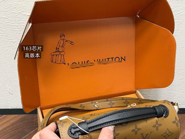 Bolsa feminina de couro