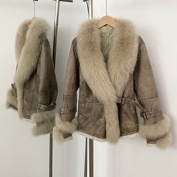 Novo modelo de mulher curta cor de moda luxo raposa pelúcia coelho pelúcia pelúcia pelúcia roupa de mulher casaco