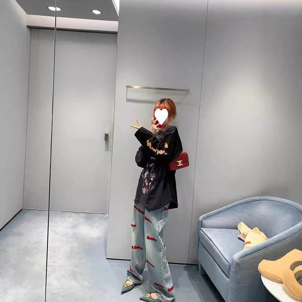 Capítulo 2026 Nova camisa feminina Paris Nova camisa de guarda-chuva T confortável com mangas curtas com mangas longas
