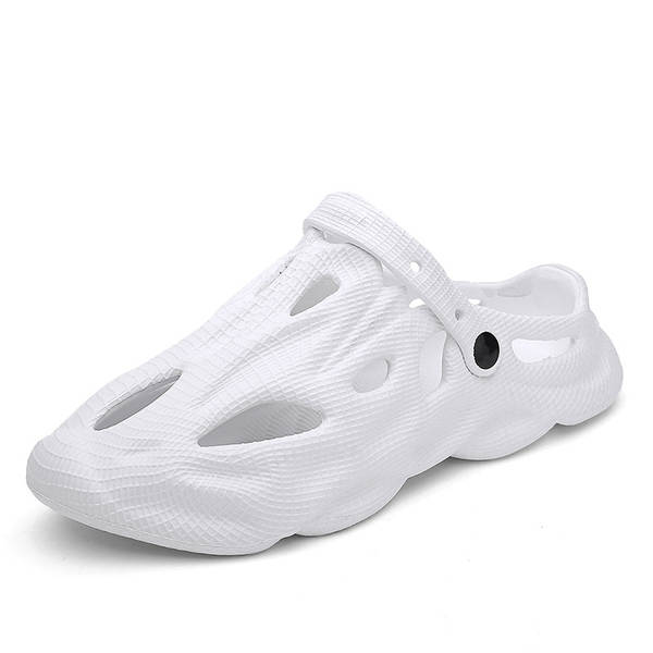 No verão de 2026, um novo sapato de caverna de coco para homens com sapatos de areia na praia.