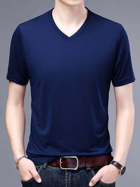 Camiseta masculina curta V