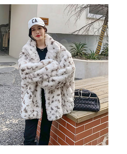 Nova camisa de casaco de pelúcia de outono e inverno para mulheres com pelúcia de pelúcia de verão