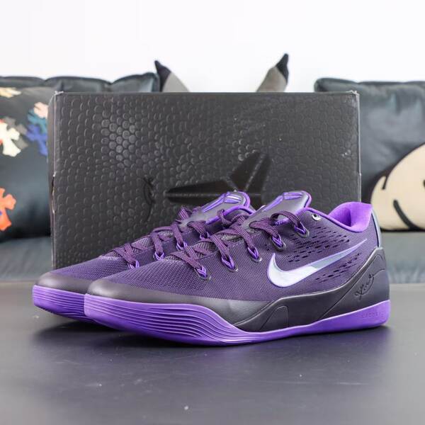 Transfronteiras 1 a 1 Ko be 9 Ko Be 9 Matriz de ar embutida Sapatos de basquete IH1401