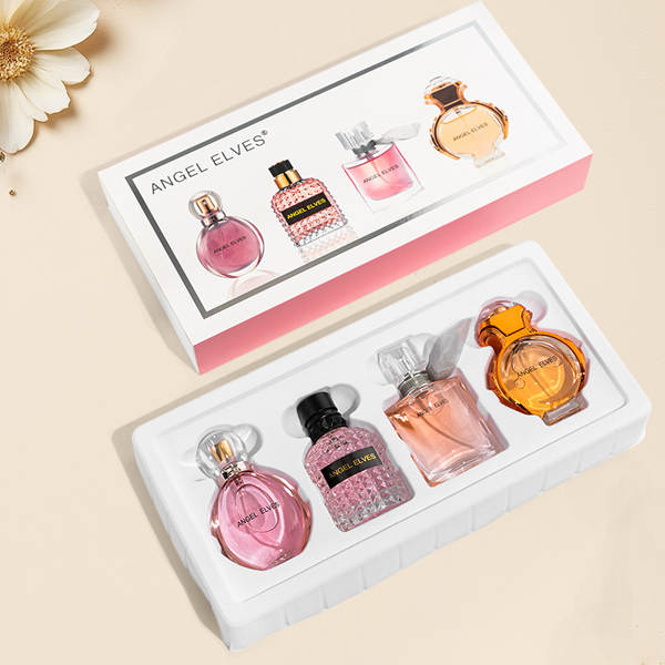Kit de Perfumes Femininos e Masculinos