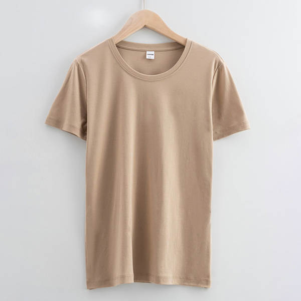 Camiseta feminina de algodão curta