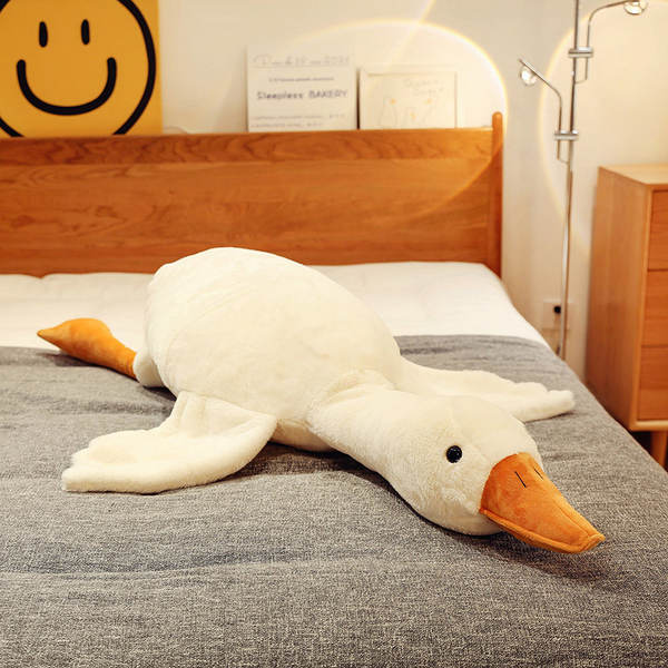 Bicho de Pelúcia em Forma de Ganso Branco