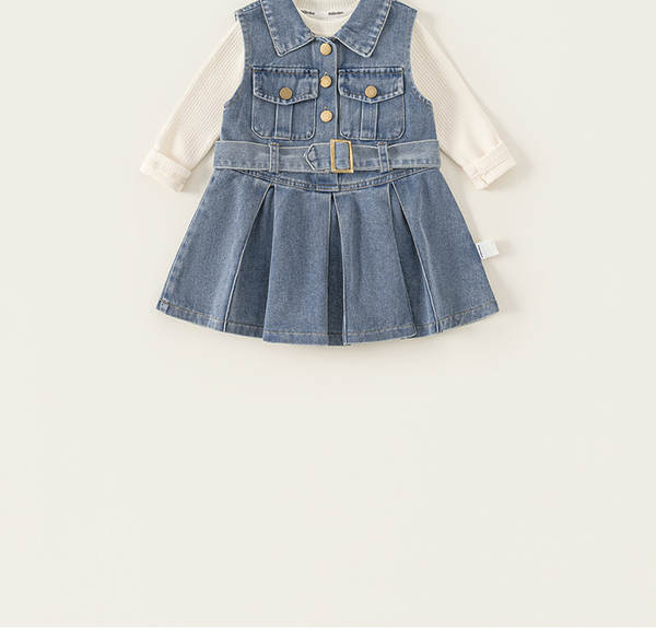 Vestido de menina sem mangas