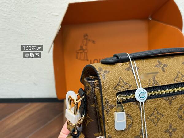 Bolsa feminina de couro