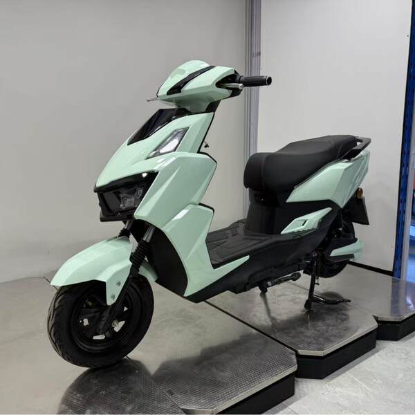 Exportação transfronteiriça de fabricantes de motocicletas de redução de choque para adultos para carros elétricos para passageiros de motocicletas