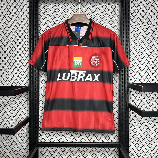 T-Shirt L Flamengo W Arsenal 7o Cantona 24o Beckham