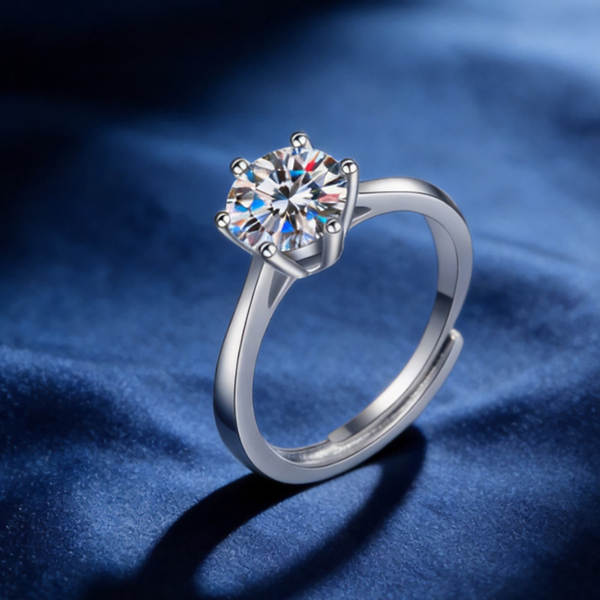 Moçambique 925 Anel de Prata Pura Anel de Prata Feminina Tremendo O mesmo Modelo Casa Seis Pernas Clássico Coroa Oferta de Presente de Casamento Fabricante Direto