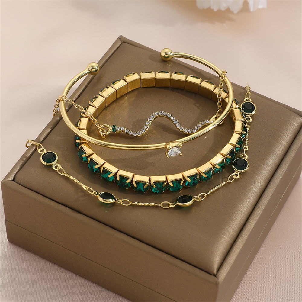 Transfronteiriço europeu-americano de moda verde avó diamante luxuoso luxuoso luxuoso luxuoso luxuoso 4 peças de alta sensibilidade serpente luxuoso metal luxuoso