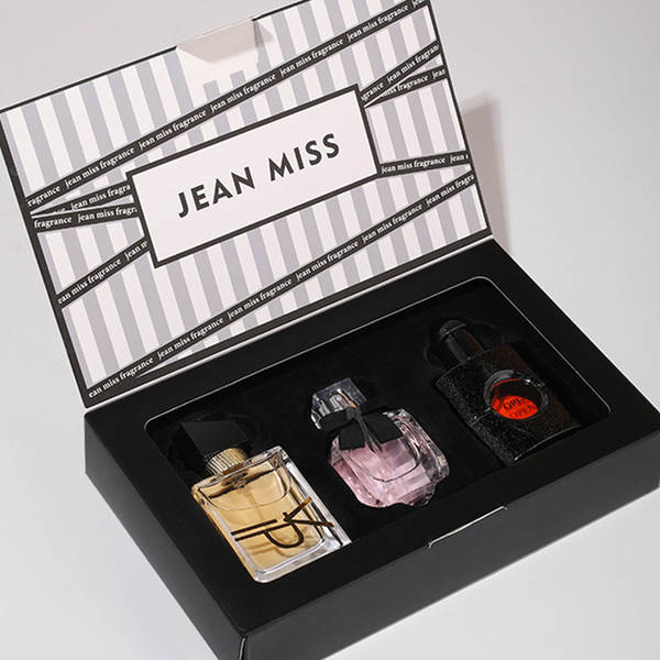 Kit de Perfume Masculino e Feminino