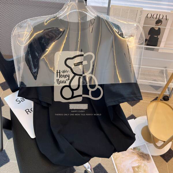 Camiseta feminina de algodão curta