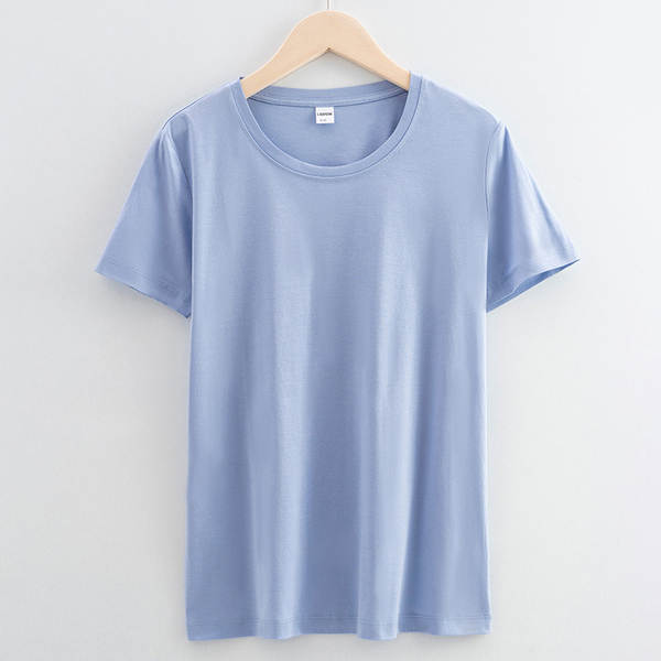 Camiseta feminina de algodão curta