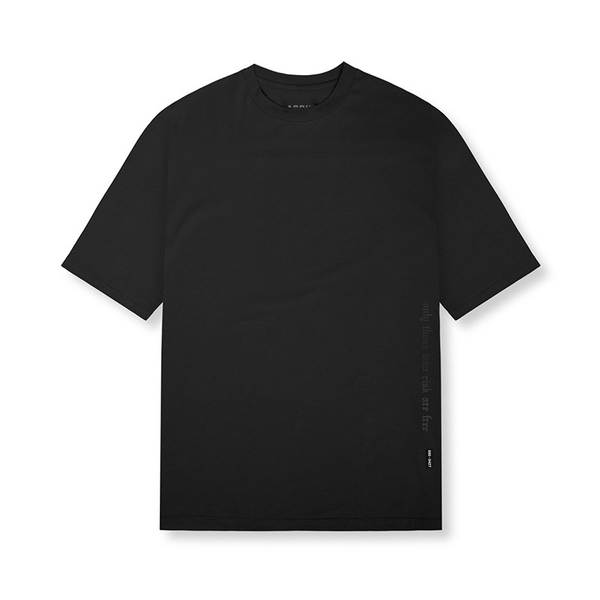 Camiseta masculina curta de verão